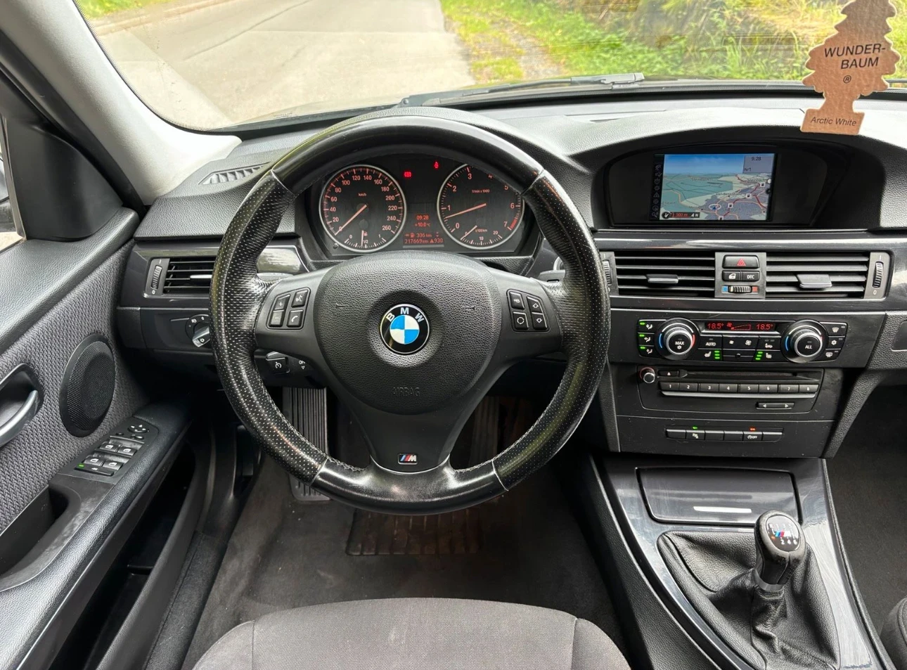 BMW 318  - изображение 7