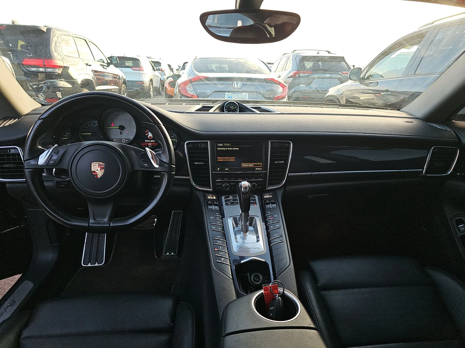 Porsche Panamera LANE ASSIST* BOSE* ОБДУХ* KEYLESS* ВАКУМ - изображение 7