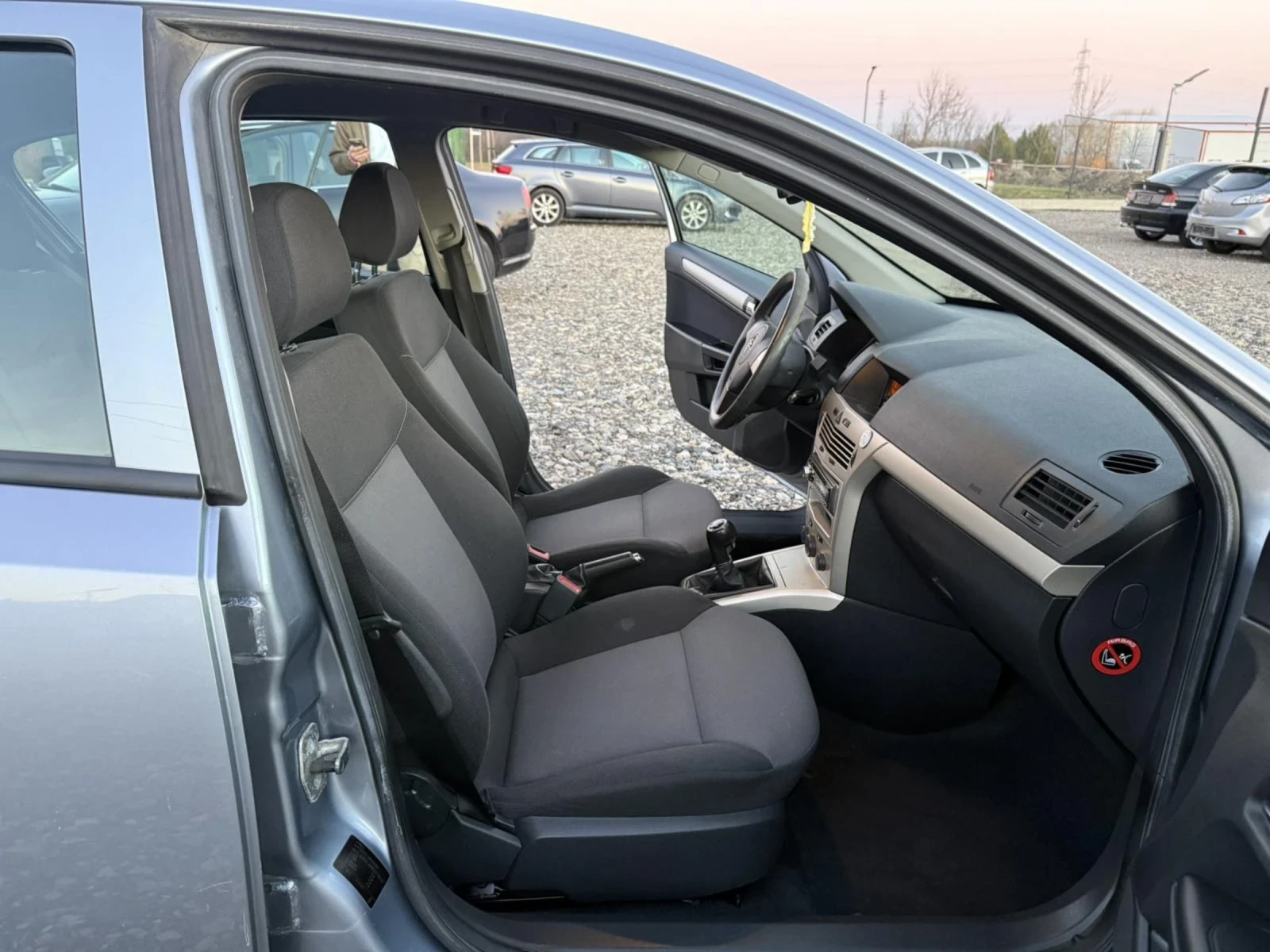 Opel Astra 1.4i 90 | Mobile.bg � ����������� 12