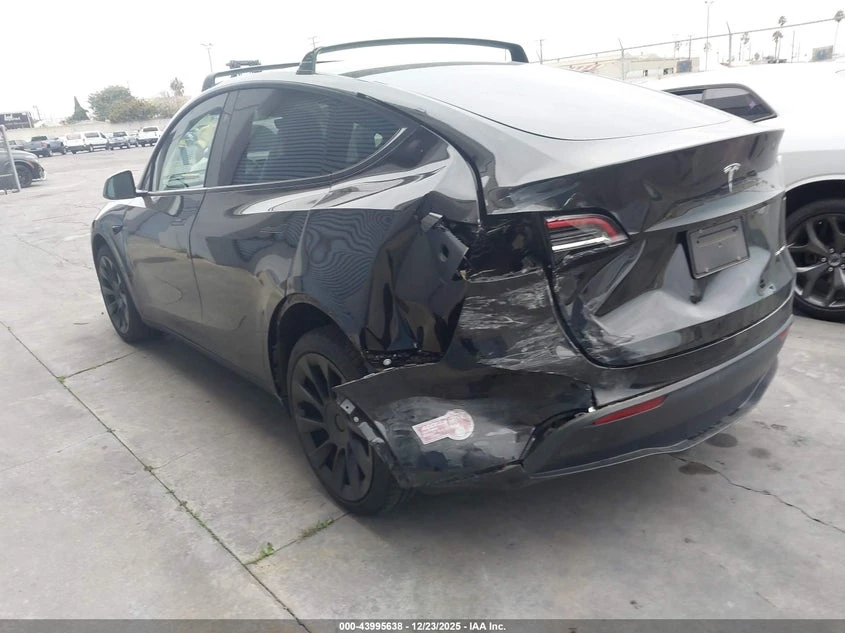 Tesla Model Y Awd/Long Range Dual Motor All-Wheel Drive, снимка 3 - Автомобили и джипове - 53811802