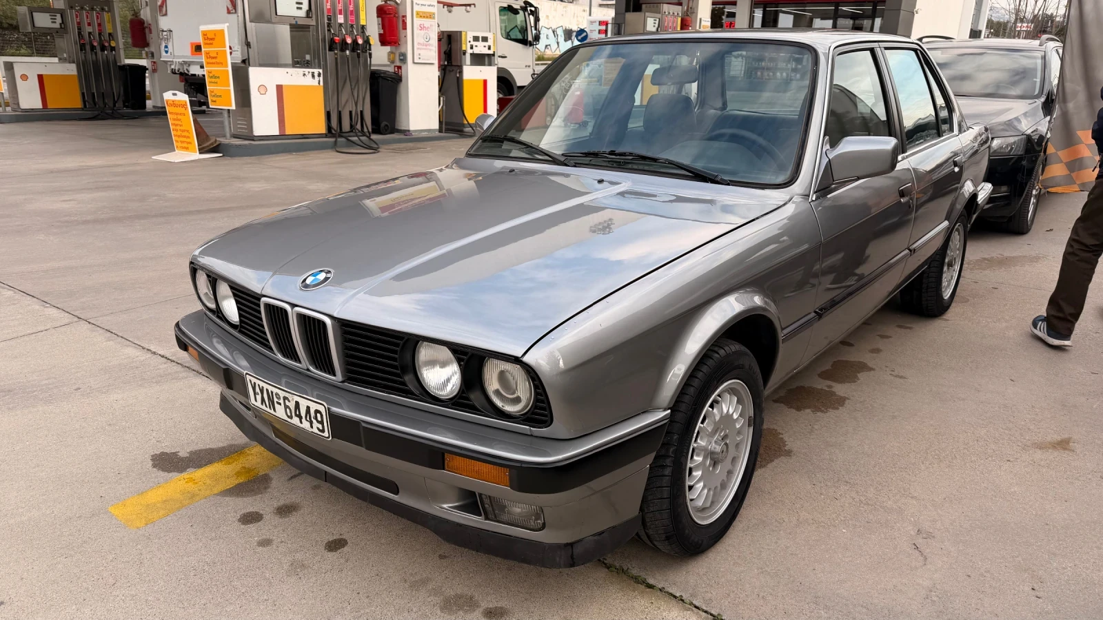 BMW 318 Автоматик Климатик М40 , снимка 7 - Автомобили и джипове - 53840682