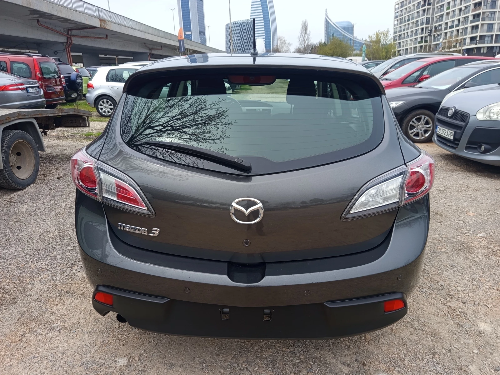 Mazda 3 1.6 i avtomatik, снимка 6 - Автомобили и джипове - 54294242