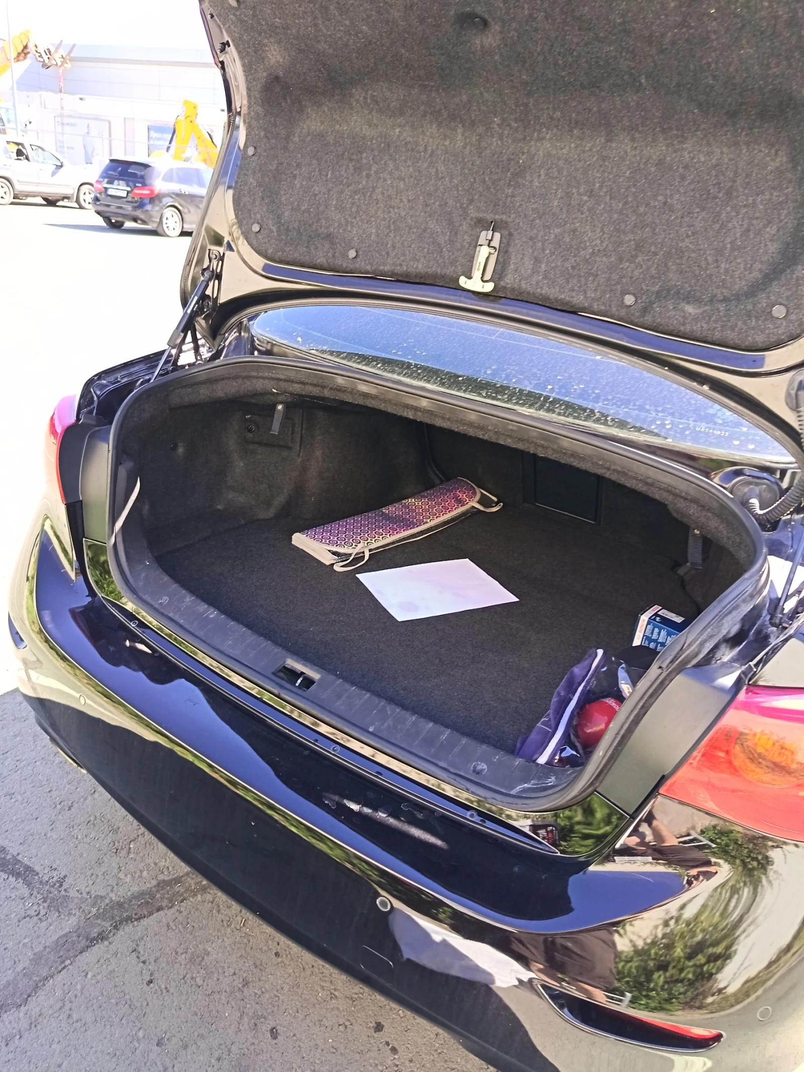 Infiniti Q50, снимка 10 - Автомобили и джипове - 55009620