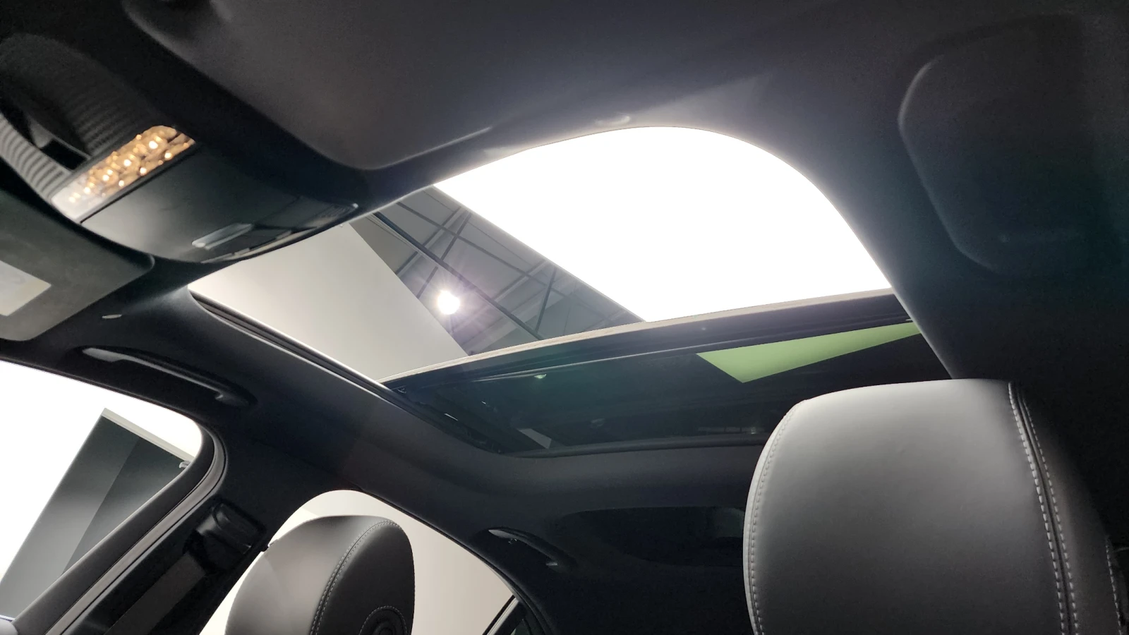 Mercedes-Benz E 350 2021* AMG LINE* BURMASTER* HUD* 360* DIS* КРАЙНА Ц, снимка 14 - Автомобили и джипове - 55091052