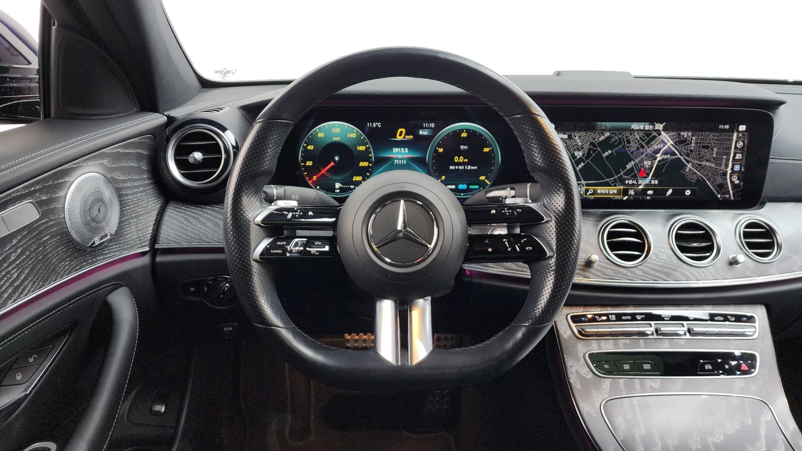 Mercedes-Benz E 350 2021* AMG LINE* BURMASTER* HUD* 360* DIS* КРАЙНА Ц, снимка 5 - Автомобили и джипове - 55091052