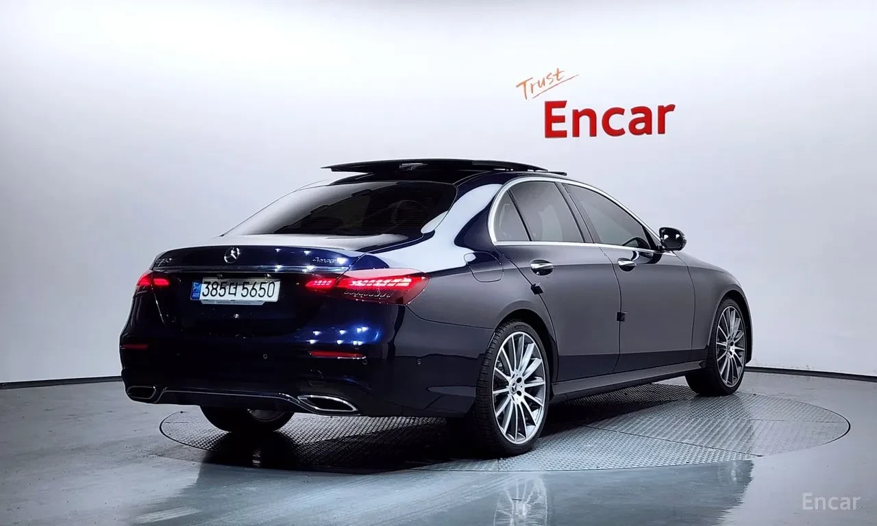 Mercedes-Benz E 350 2021* AMG LINE* BURMASTER* HUD* 360* DIS* КРАЙНА Ц, снимка 3 - Автомобили и джипове - 55091052
