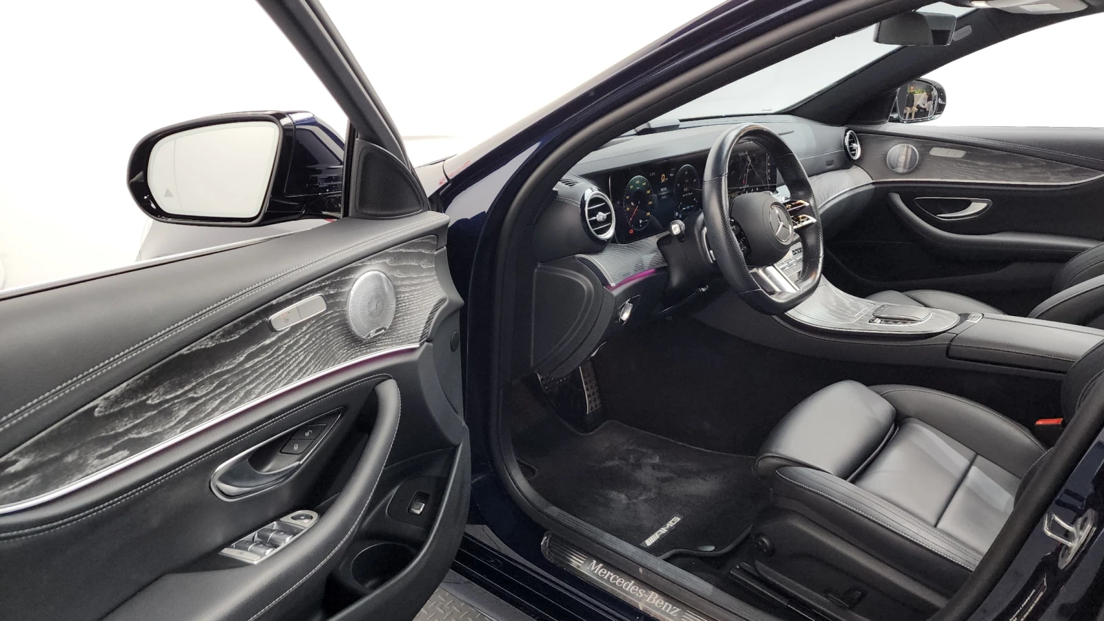 Mercedes-Benz E 350 2021* AMG LINE* BURMASTER* HUD* 360* DIS* КРАЙНА Ц, снимка 8 - Автомобили и джипове - 55091052