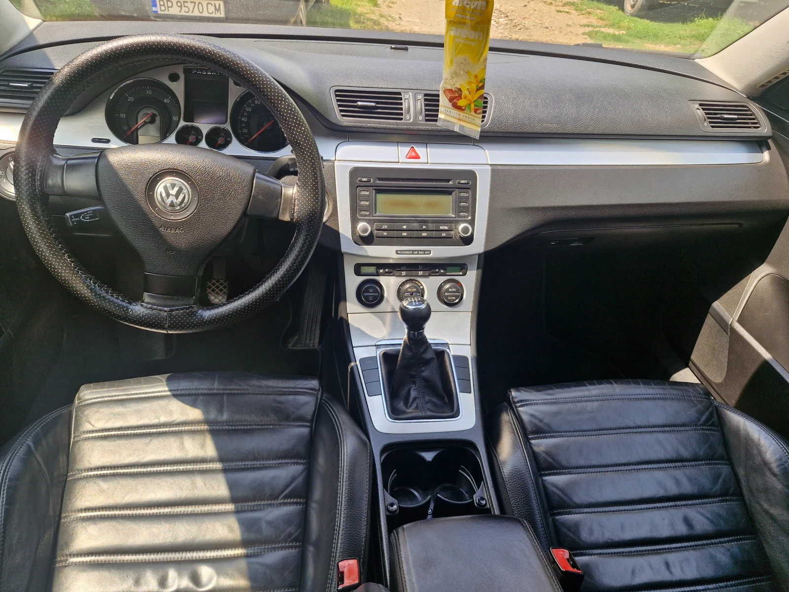 VW Passat 1.9TDI, снимка 7 - Автомобили и джипове - 55156817