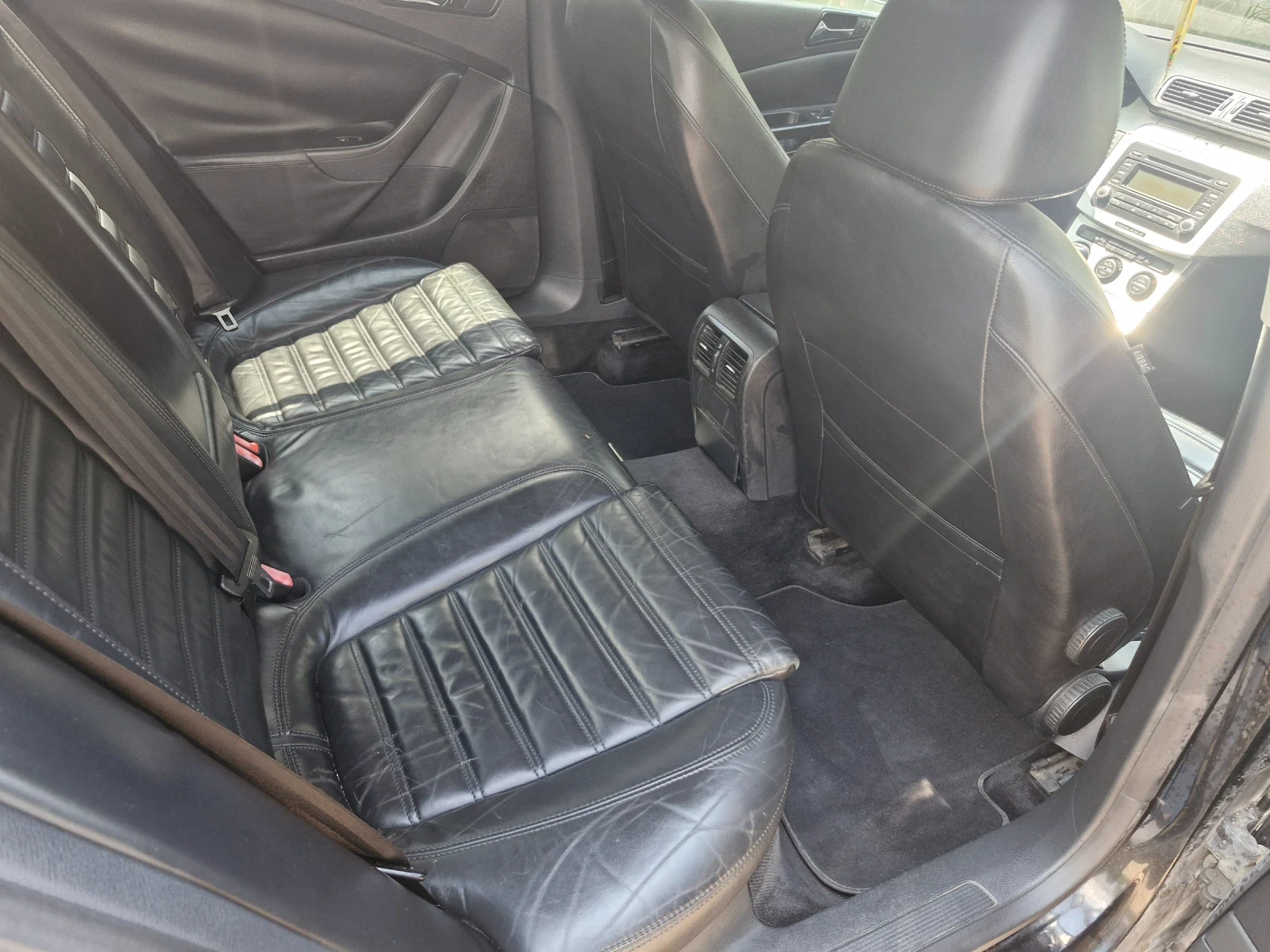 VW Passat 1.9TDI, снимка 8 - Автомобили и джипове - 55156817