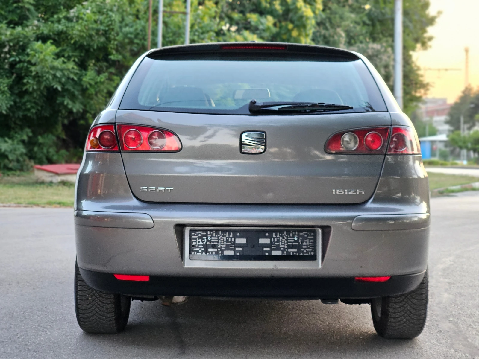 Seat Ibiza 1.2, 64к.с, Перфектна!, снимка 6 - Автомобили и джипове - 55619652