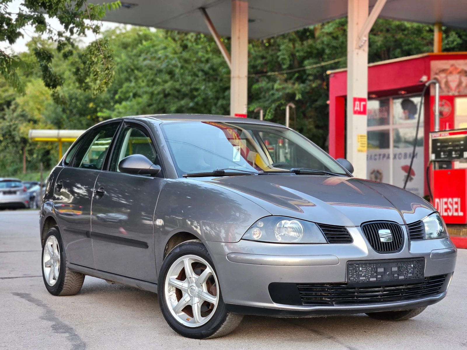 Seat Ibiza 1.2, 64к.с, Перфектна!, снимка 3 - Автомобили и джипове - 55619652