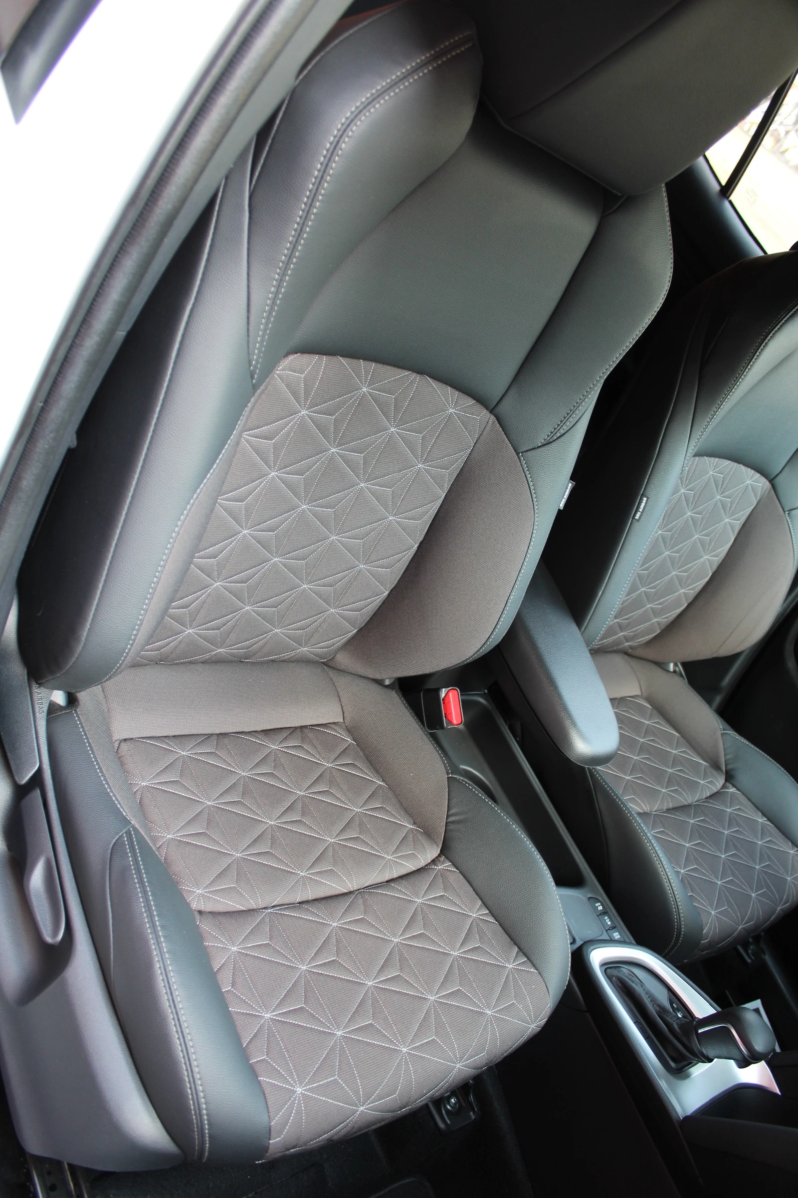 Toyota Yaris Cross 1.5H | Mobile.bg � ����������� 14