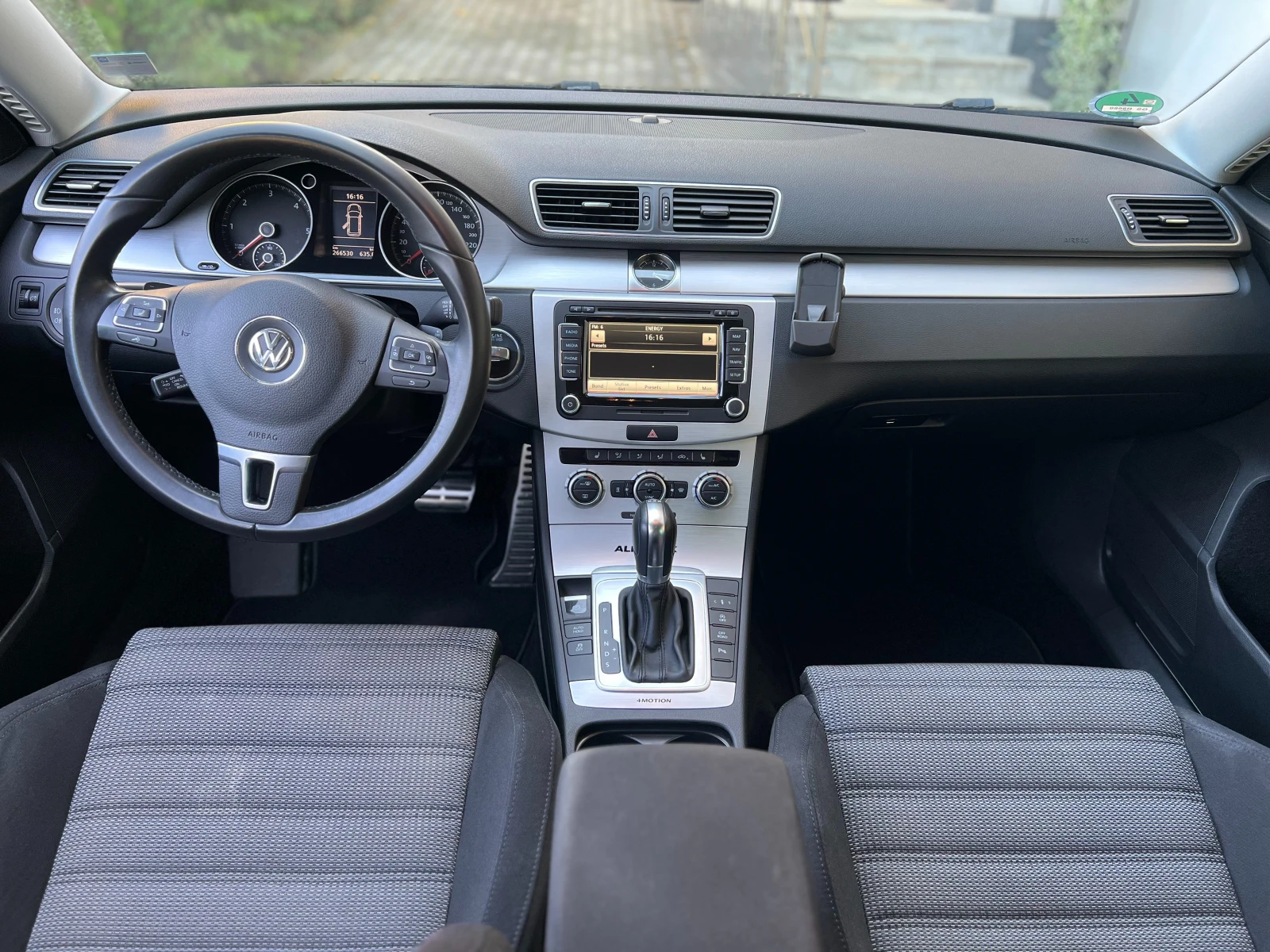 VW Alltrack 177hp / 4motion/История/Печка/Зимен пакет, снимка 10 - Автомобили и джипове - 55849308
