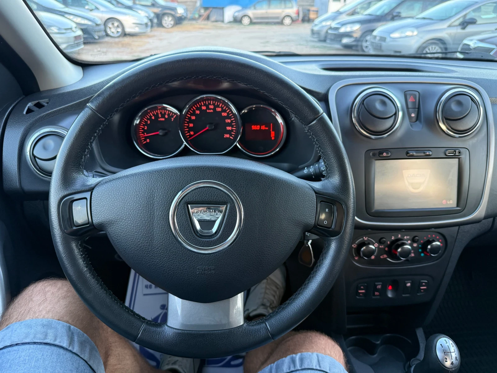 Dacia Sandero 0.9 90 к.с. STEPWAY, снимка 16 - Автомобили и джипове - 55940106
