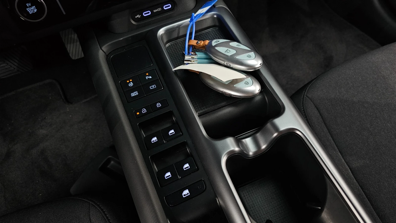 Hyundai Ioniq 6 E-Value+ * КРАЙНА ЦЕНА* , снимка 11 - Автомобили и джипове - 56096799