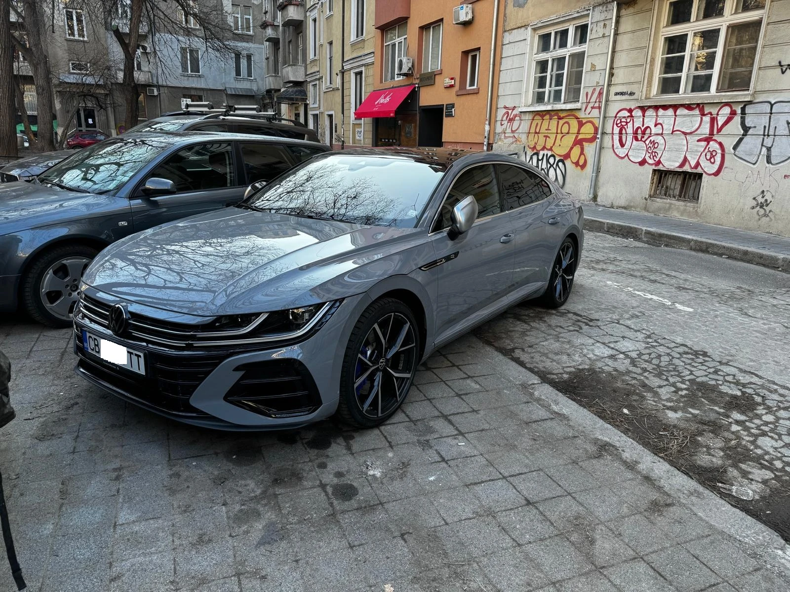 VW Arteon R, снимка 9 - Автомобили и джипове - 56649736
