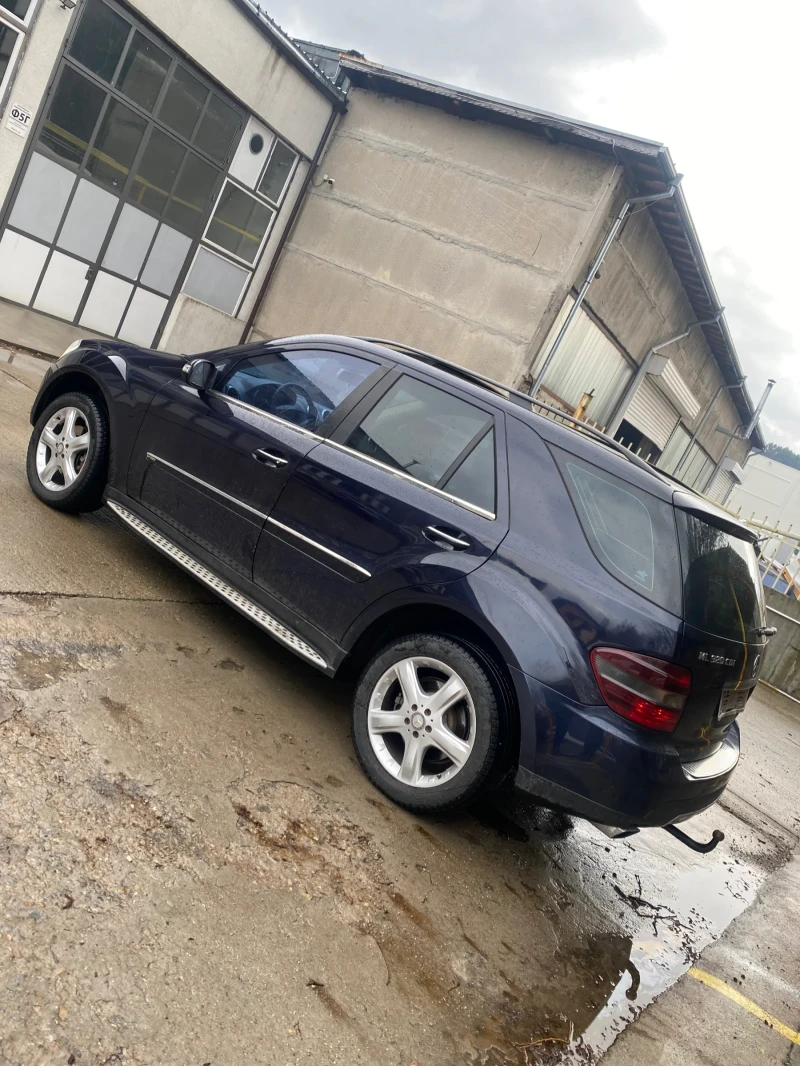 Mercedes-Benz ML 320 SPORT, снимка 7 - Автомобили и джипове - 48438201