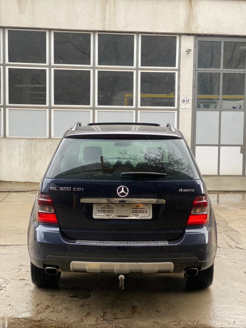 Mercedes-Benz ML 320 SPORT, снимка 4 - Автомобили и джипове - 48438201