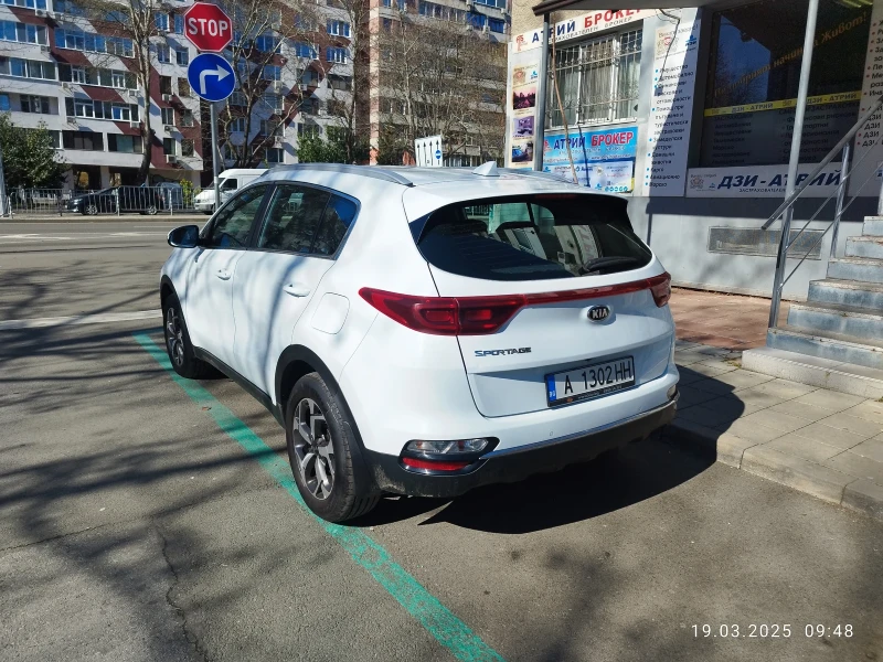 Kia Sportage, снимка 2 - Автомобили и джипове - 49567741