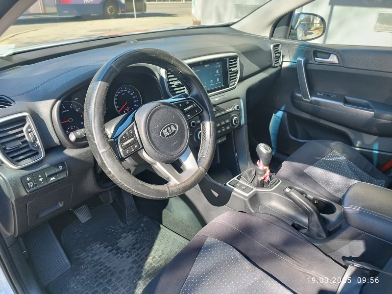 Kia Sportage, снимка 7 - Автомобили и джипове - 49567741