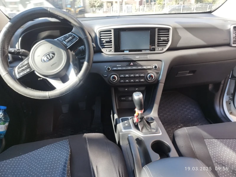 Kia Sportage, снимка 11 - Автомобили и джипове - 49567741