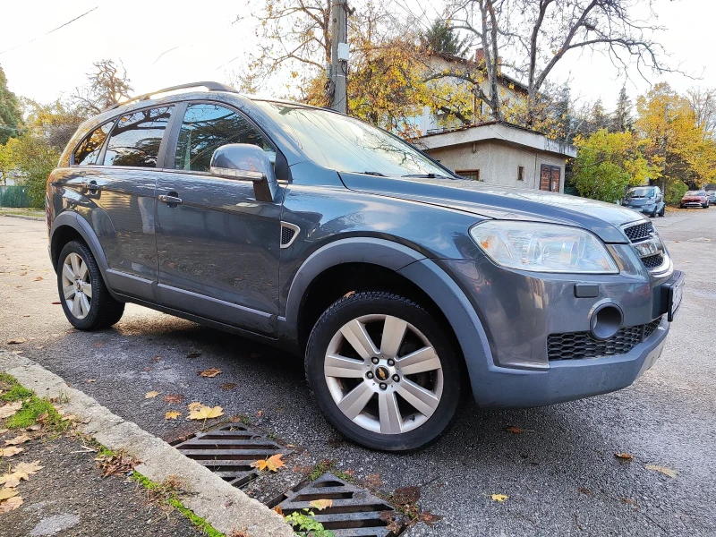 Chevrolet Captiva 2.0 VCDI 4x4 AUTOMAT, снимка 4 - Автомобили и джипове - 52543015