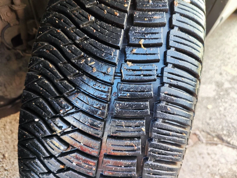 Chevrolet Captiva 2.0 VCDI 4x4 AUTOMAT, снимка 16 - Автомобили и джипове - 52543015