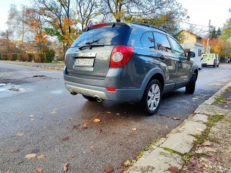 Chevrolet Captiva 2.0 VCDI 4x4 AUTOMAT, снимка 5 - Автомобили и джипове - 52543015