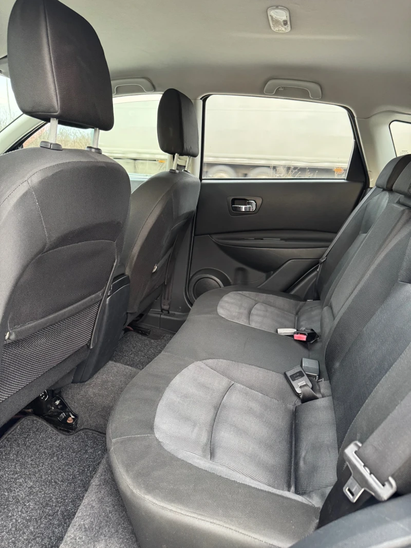 Nissan Qashqai 1.5, снимка 10 - Автомобили и джипове - 53277381