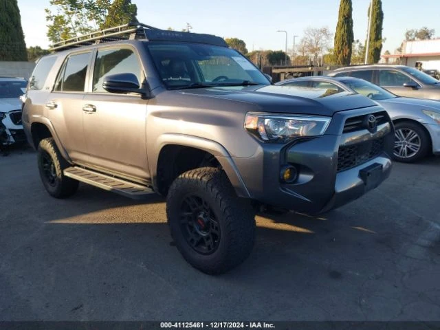 Toyota 4runner SR5 PREMIUM, снимка 1 - Автомобили и джипове - 48954415