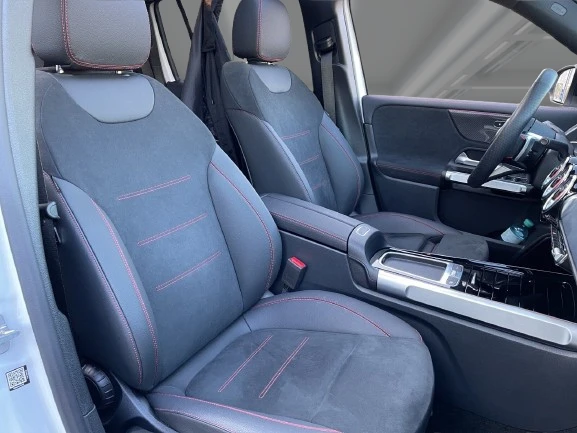 Mercedes-Benz GLB 250 4Matic = AMG Line = Premium Гаранция - изображение 8