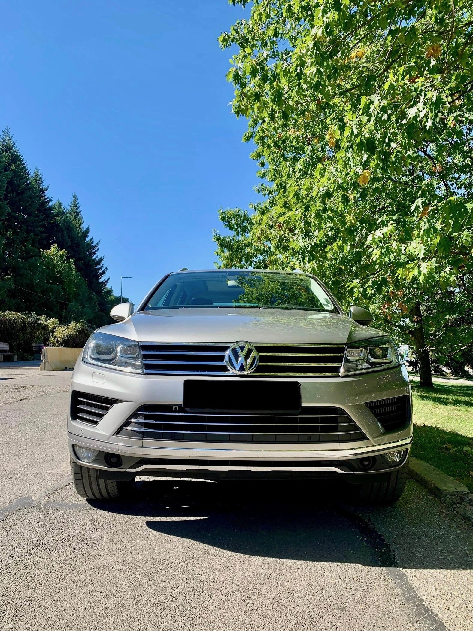 VW Touareg R-Line Interior - изображение 8