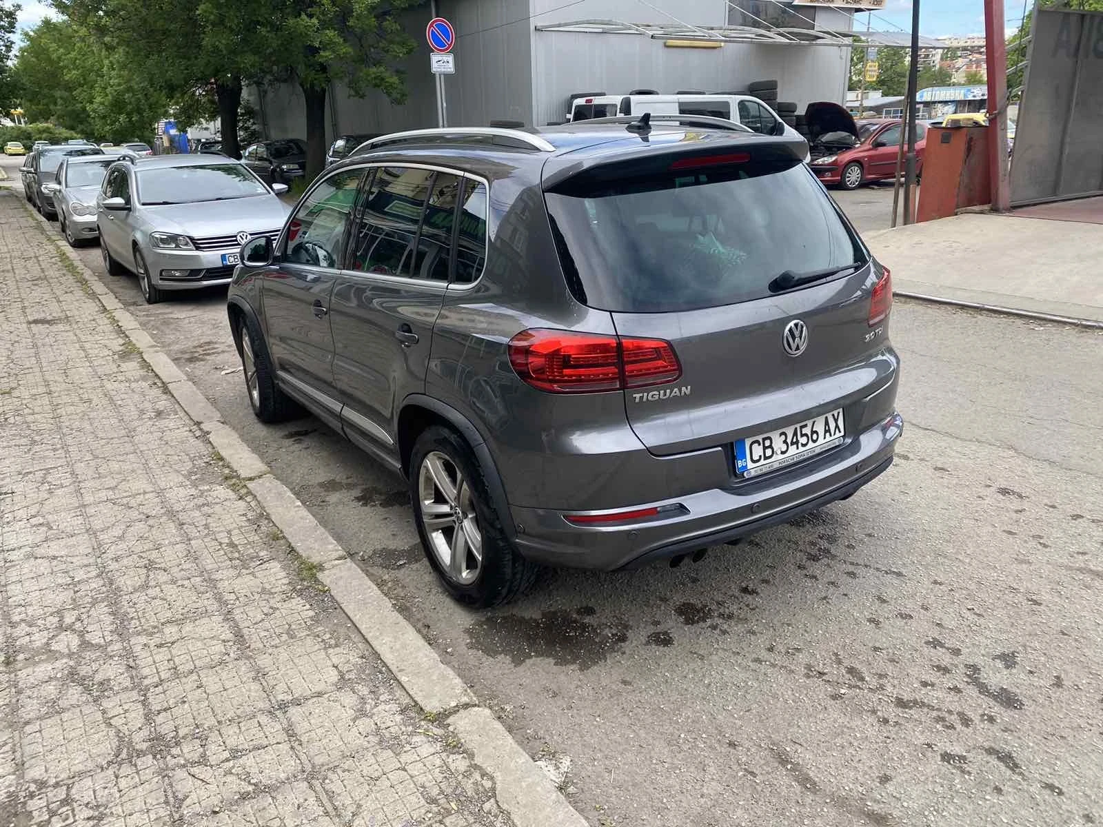 VW Tiguan R-Line - изображение 4
