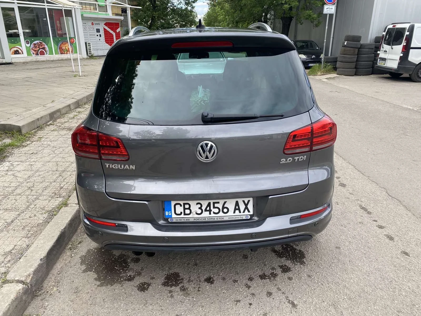 VW Tiguan R-Line - изображение 7