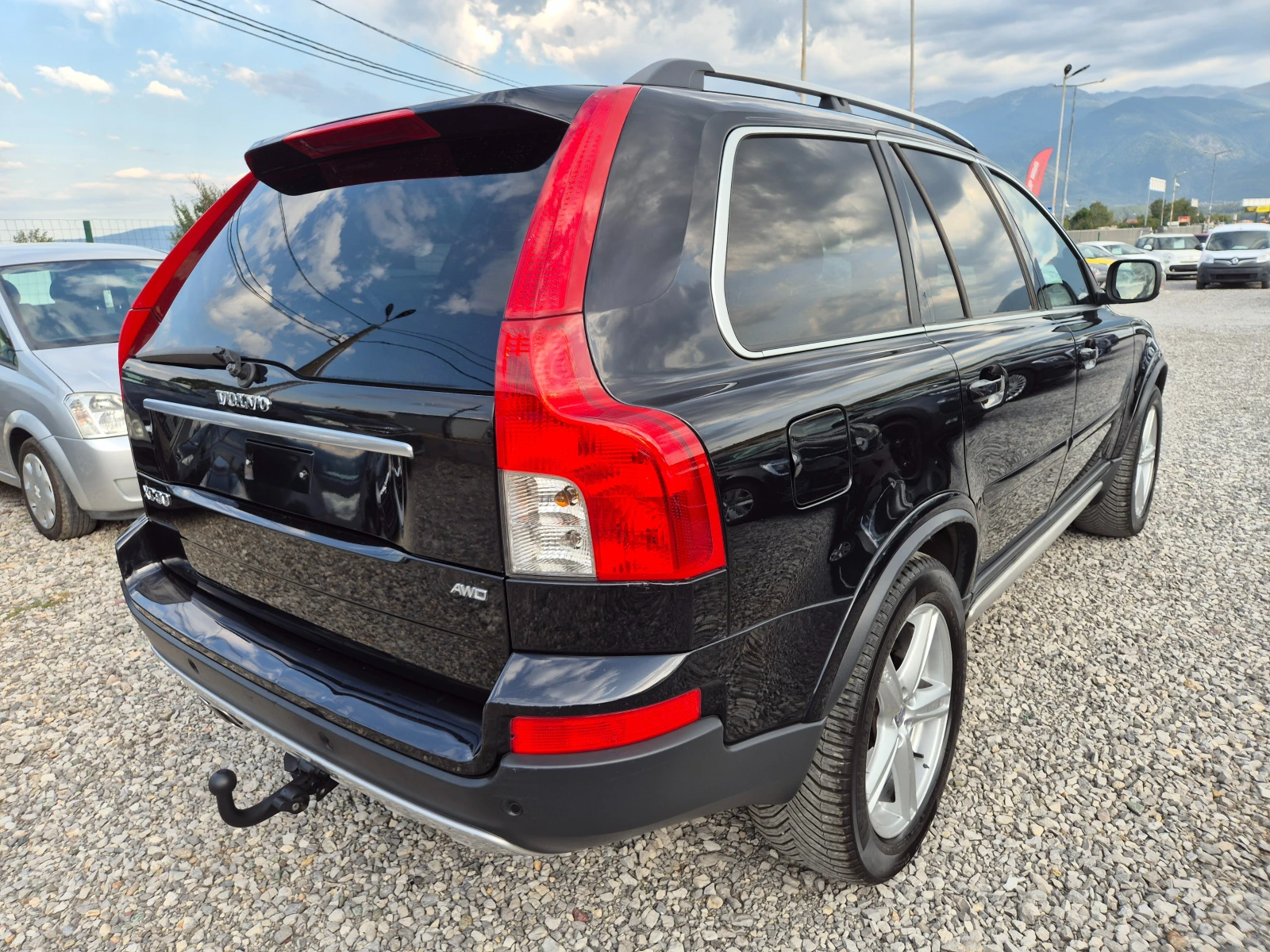 Volvo Xc90 2.4 D5 185 A 4x4 - изображение 3