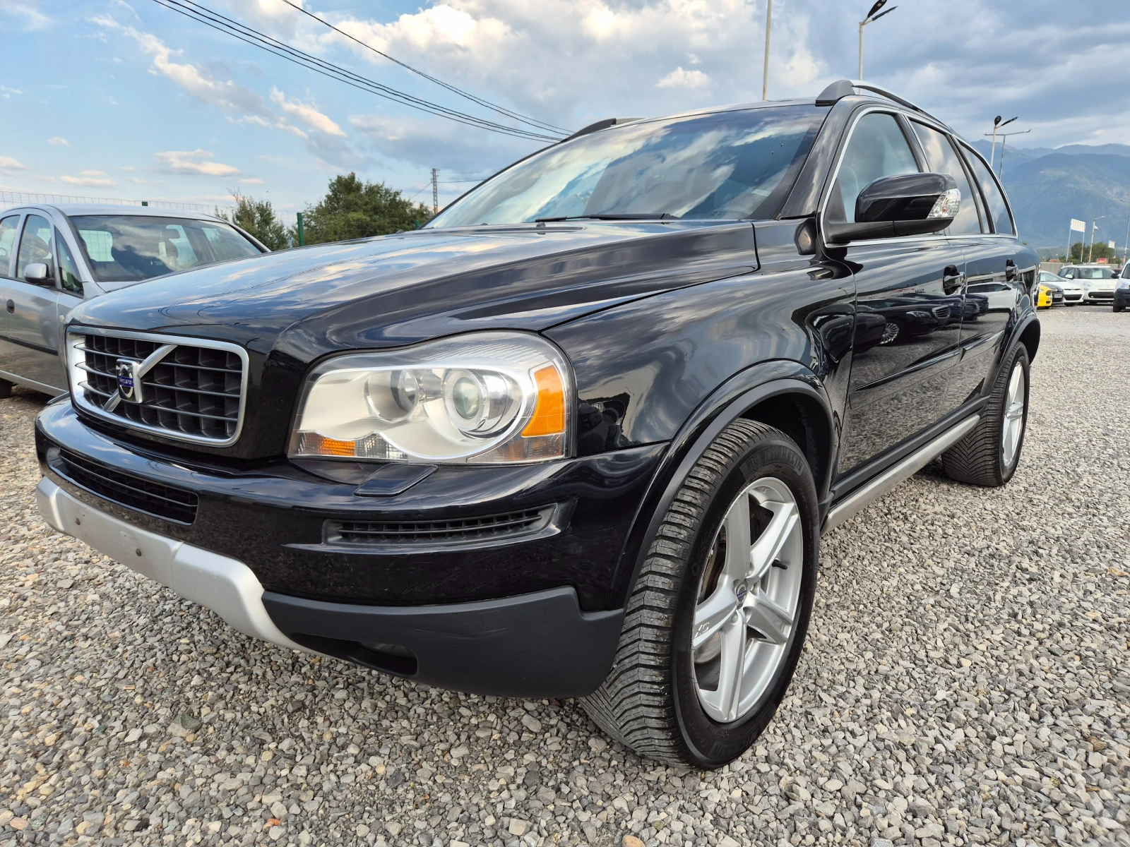Volvo Xc90 2.4 D5 185 A 4x4 - изображение 5