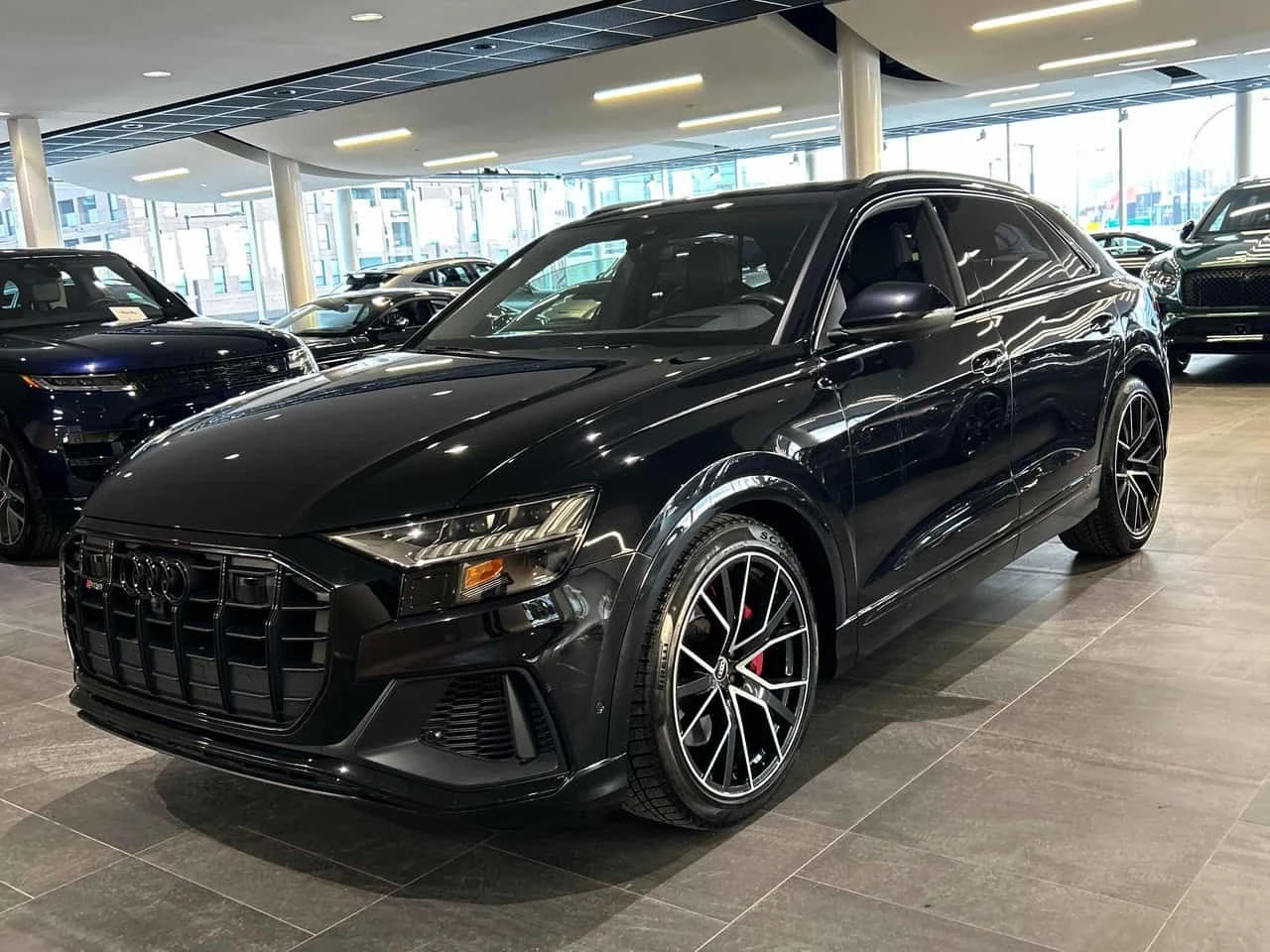 Audi SQ8 * 4.0 TFSI quattro * CARFAX * ЦЕНА ДО БГ