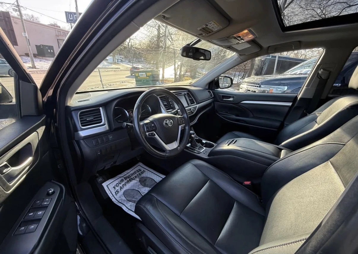 Toyota Highlander AWD * 8 ����� * CARFAX * ���� �� �� *  | Mobile.bg � ����������� 8