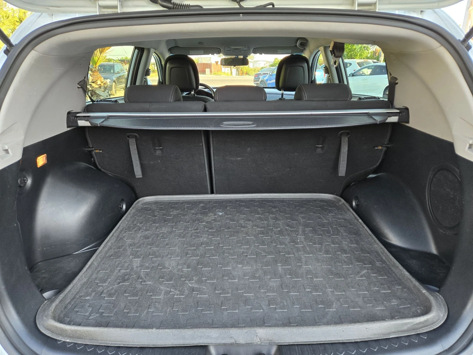 Kia Sportage 1.7CRDI-116��= 6��= NAVI= ������= ��������� | Mobile.bg � ����������� 10
