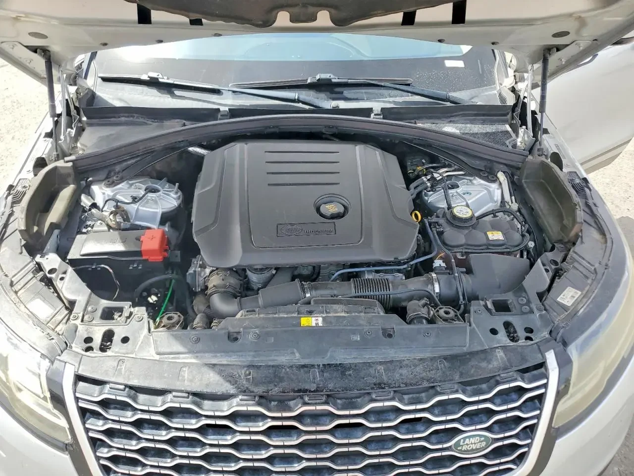 Land Rover Range Rover Velar S, снимка 12 - Автомобили и джипове - 54637703