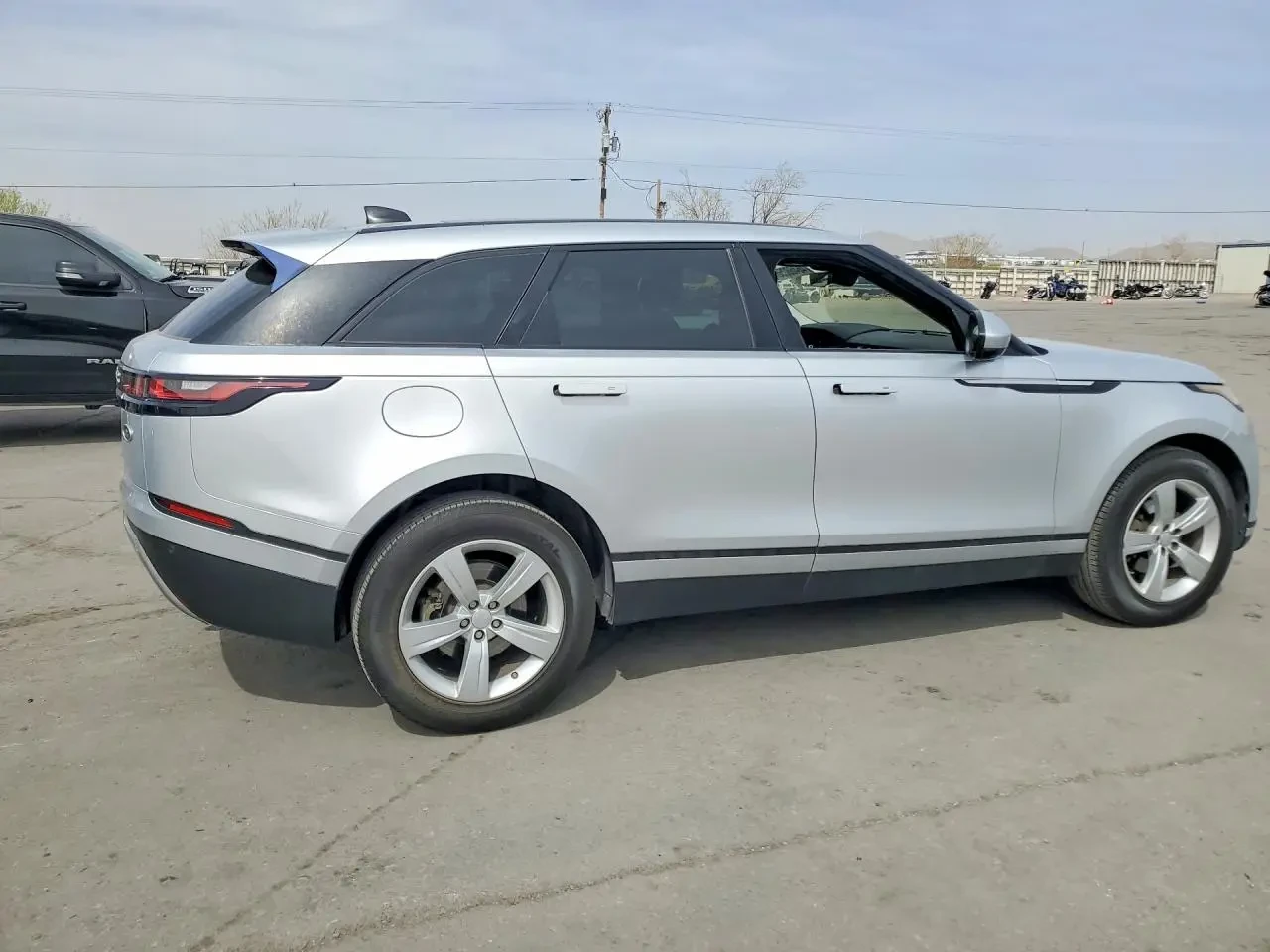 Land Rover Range Rover Velar S, снимка 5 - Автомобили и джипове - 54637703
