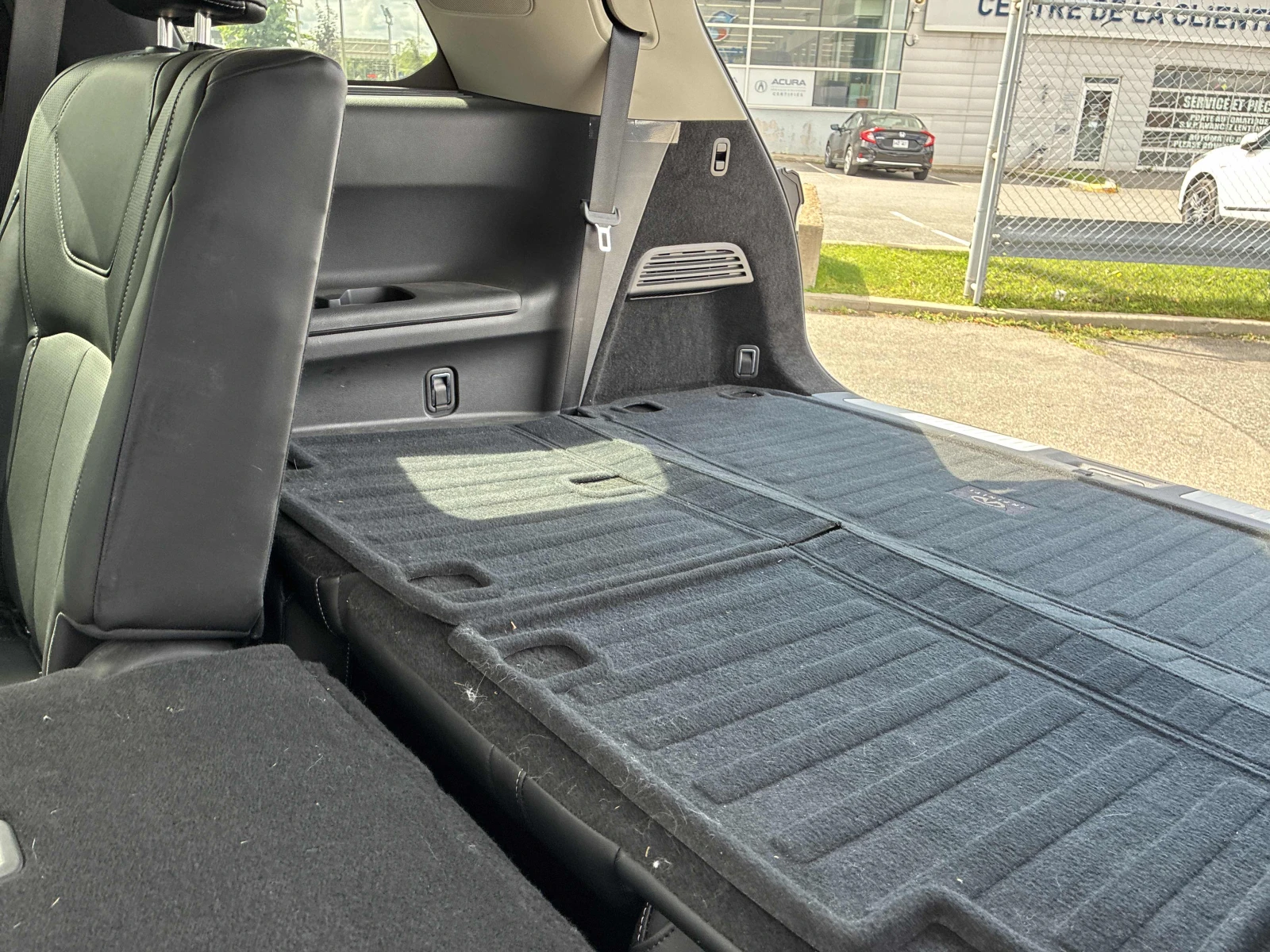 Infiniti QX60 SENSORY, ОБДУХВАНЕ, ПАНО, АВТОКРЕДИТ, снимка 15 - Автомобили и джипове - 55937844