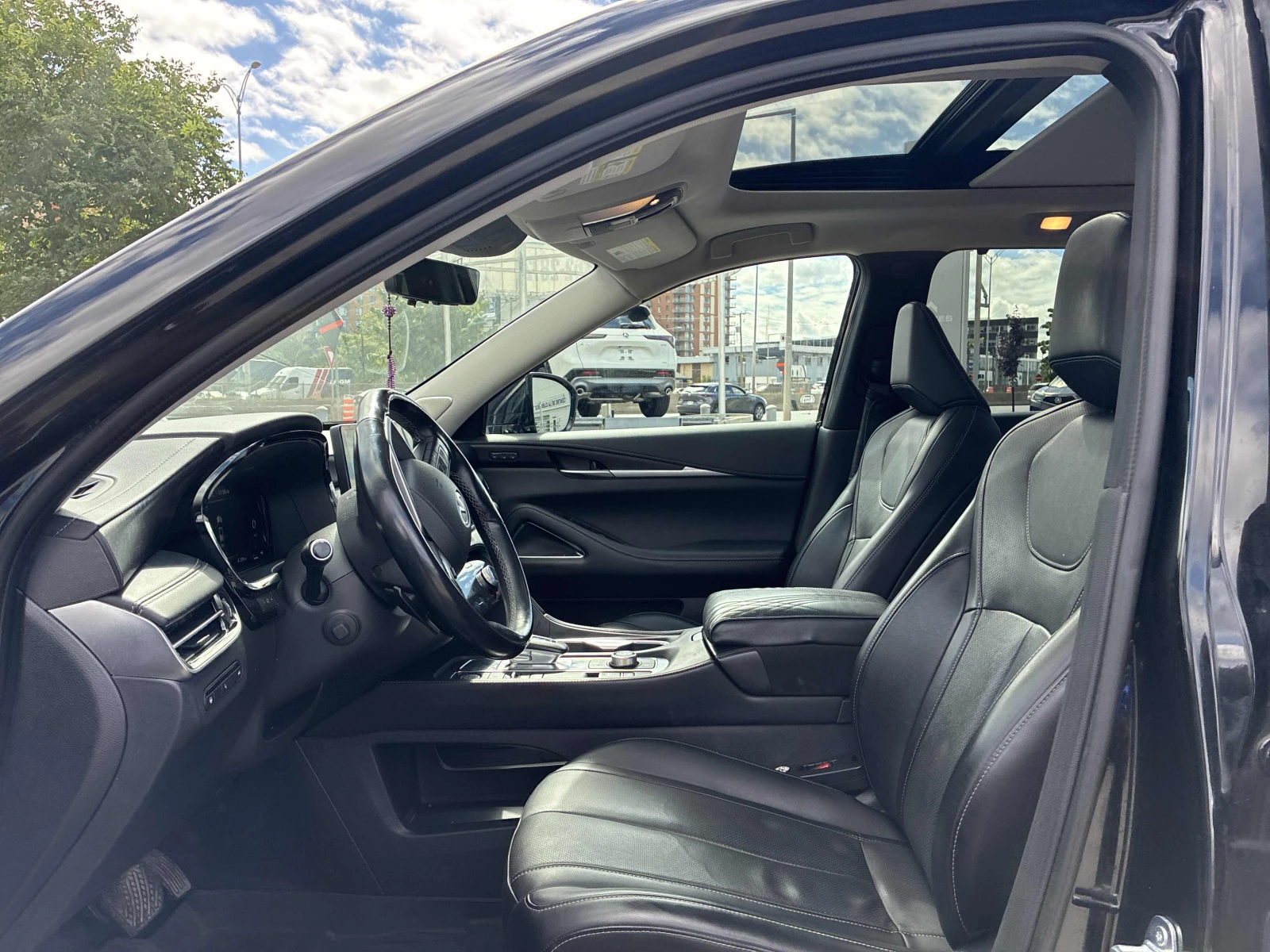 Infiniti QX60 SENSORY, ОБДУХВАНЕ, ПАНО, АВТОКРЕДИТ, снимка 13 - Автомобили и джипове - 55937844