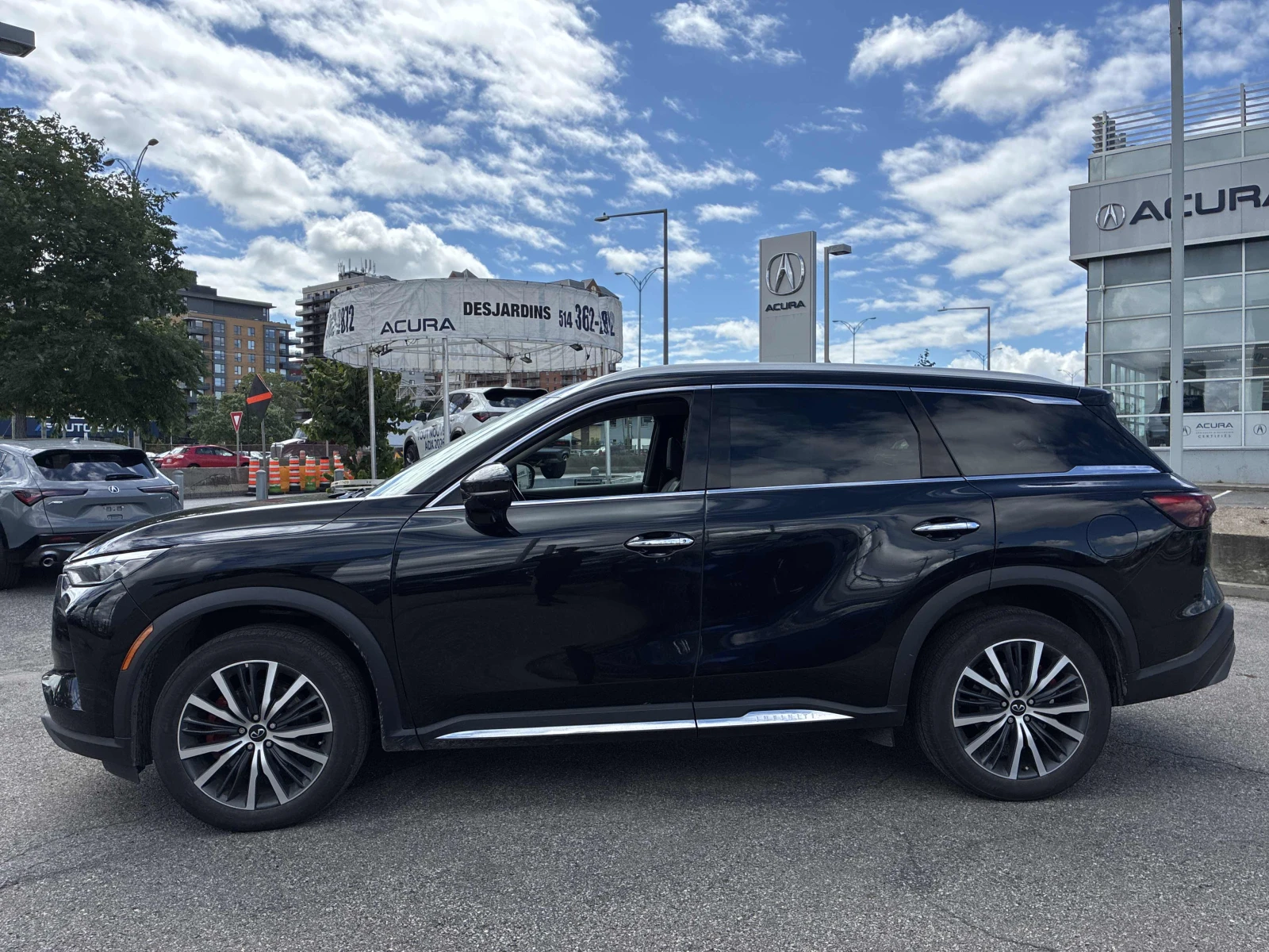 Infiniti QX60 SENSORY, ОБДУХВАНЕ, ПАНО, АВТОКРЕДИТ, снимка 2 - Автомобили и джипове - 55937844