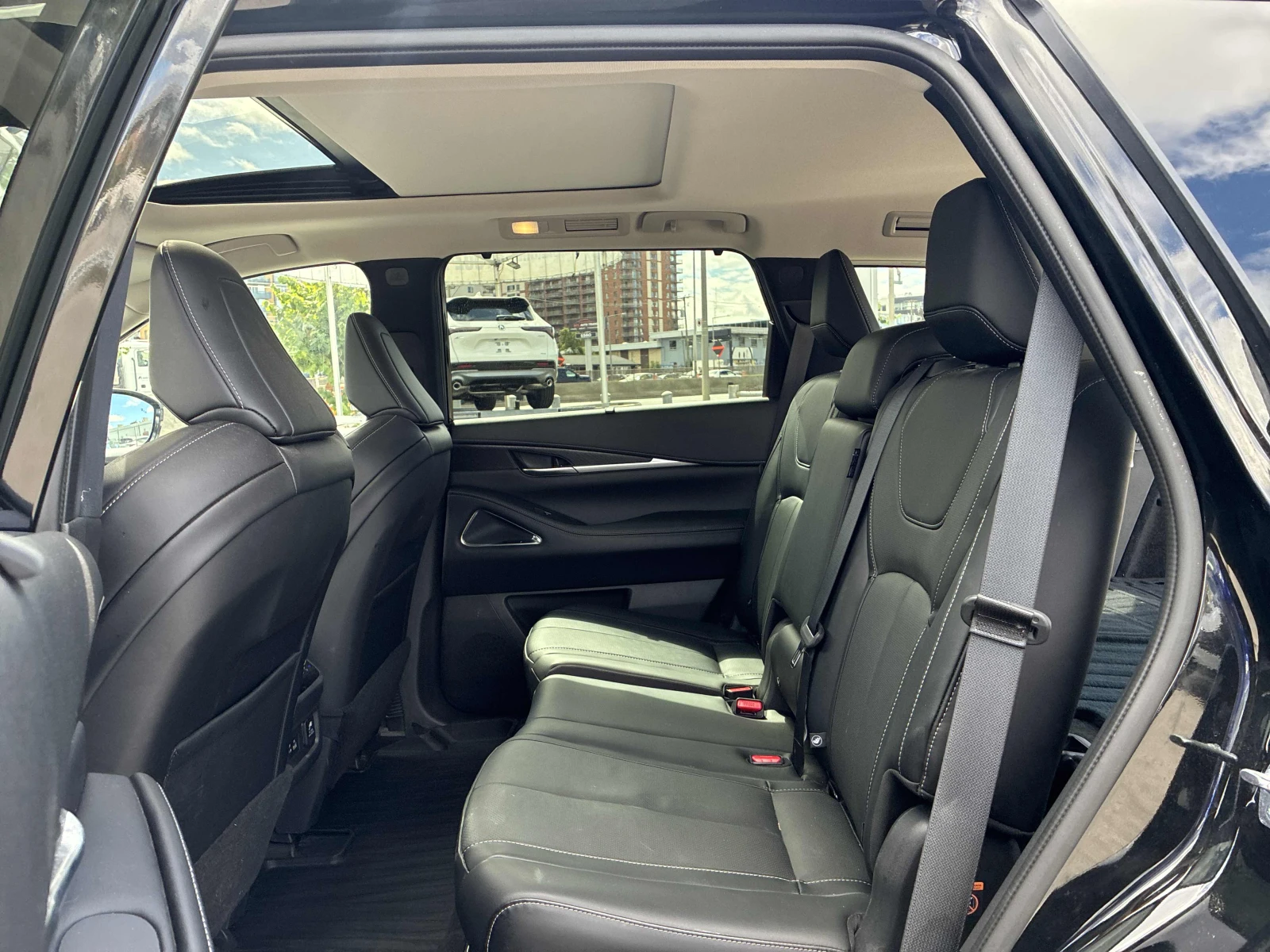 Infiniti QX60 SENSORY, ОБДУХВАНЕ, ПАНО, АВТОКРЕДИТ, снимка 14 - Автомобили и джипове - 55937844