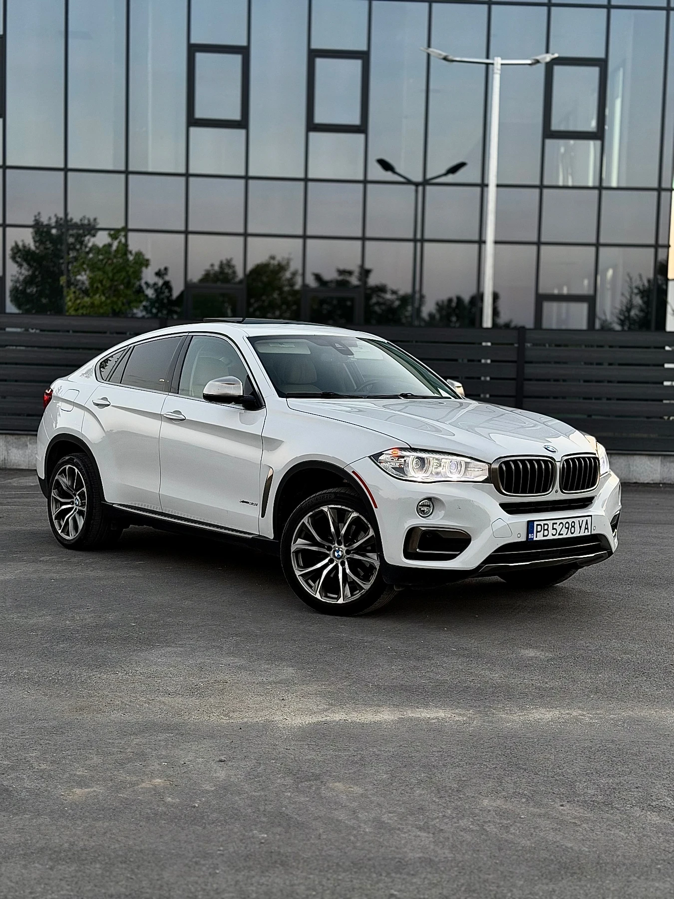 BMW X6 3.5i Бартер Лизинг Обслужен