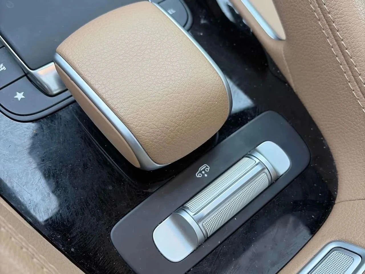 Mercedes-Benz GLE, снимка 14 - Автомобили и джипове - 56706580