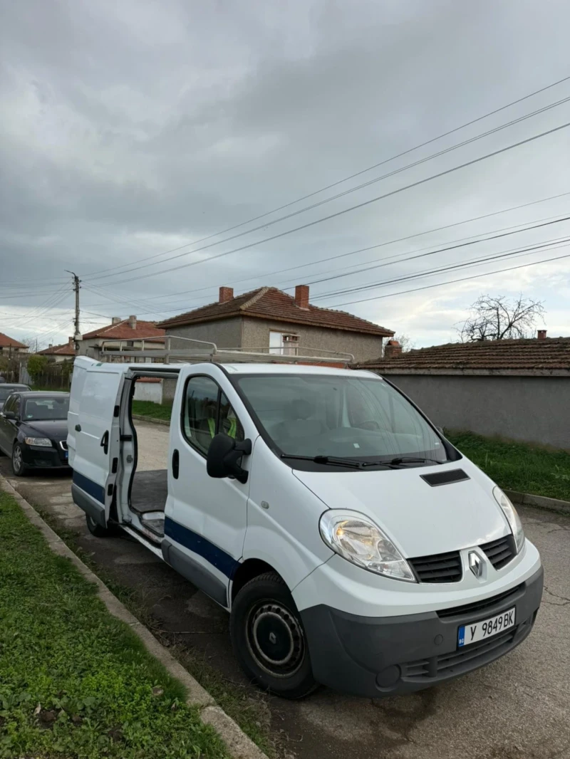 Renault Trafic, снимка 4 - Бусове и автобуси - 52820041