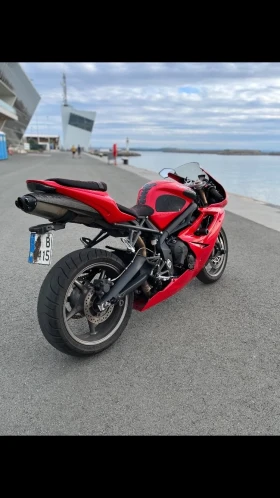 Triumph Daytona 675RR | Mobile.bg    11