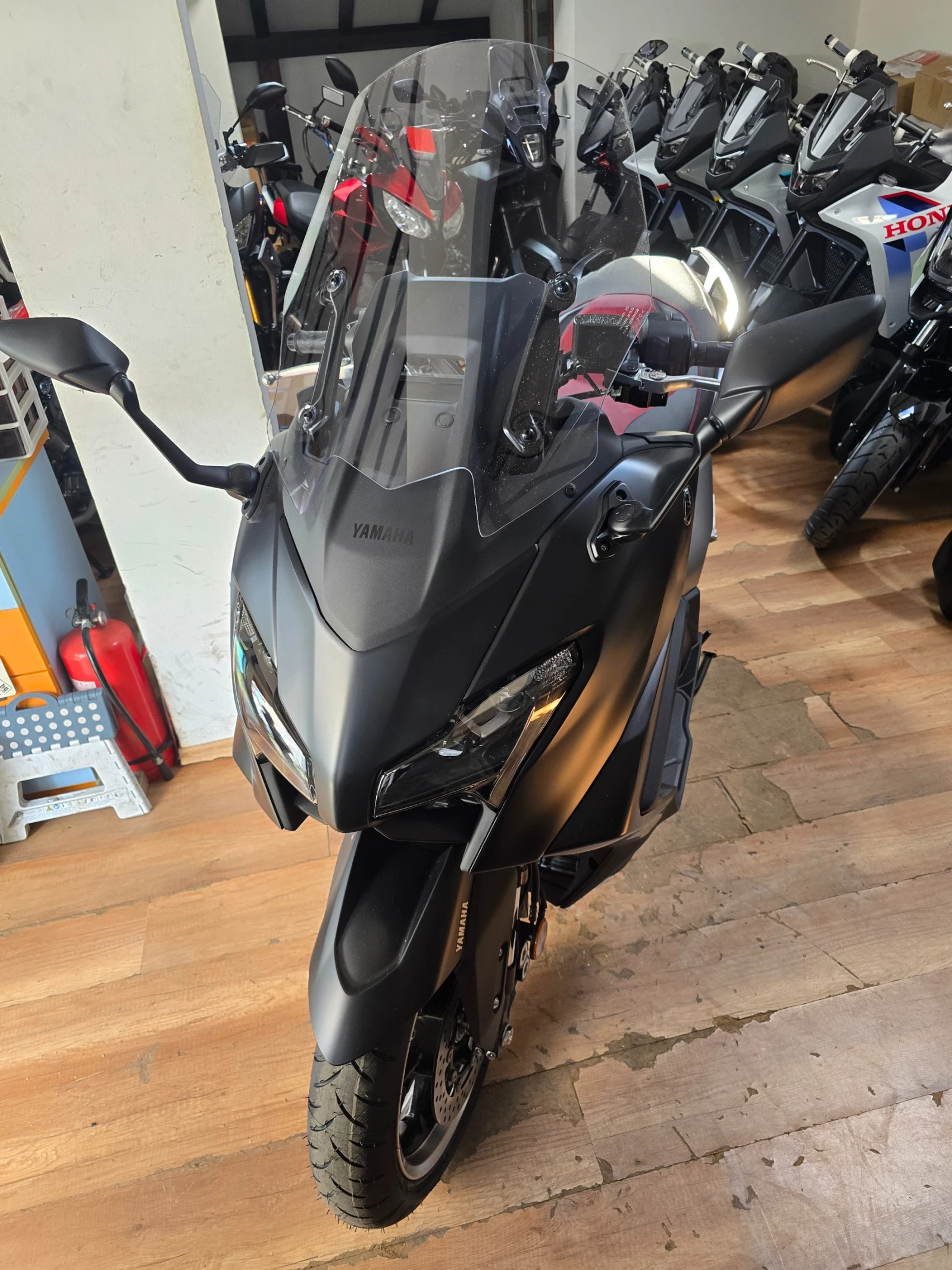 Yamaha T-max 560 Black Max 2026 | Mobile.bg � ����������� 10